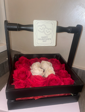 Load image into Gallery viewer, Valentines Rose Baskets
